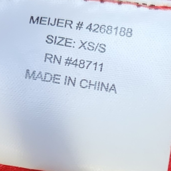 Halloween Costume Devil Harness for small dog.Complete with red wings.SIZE SMALL - Picture 3 of 5